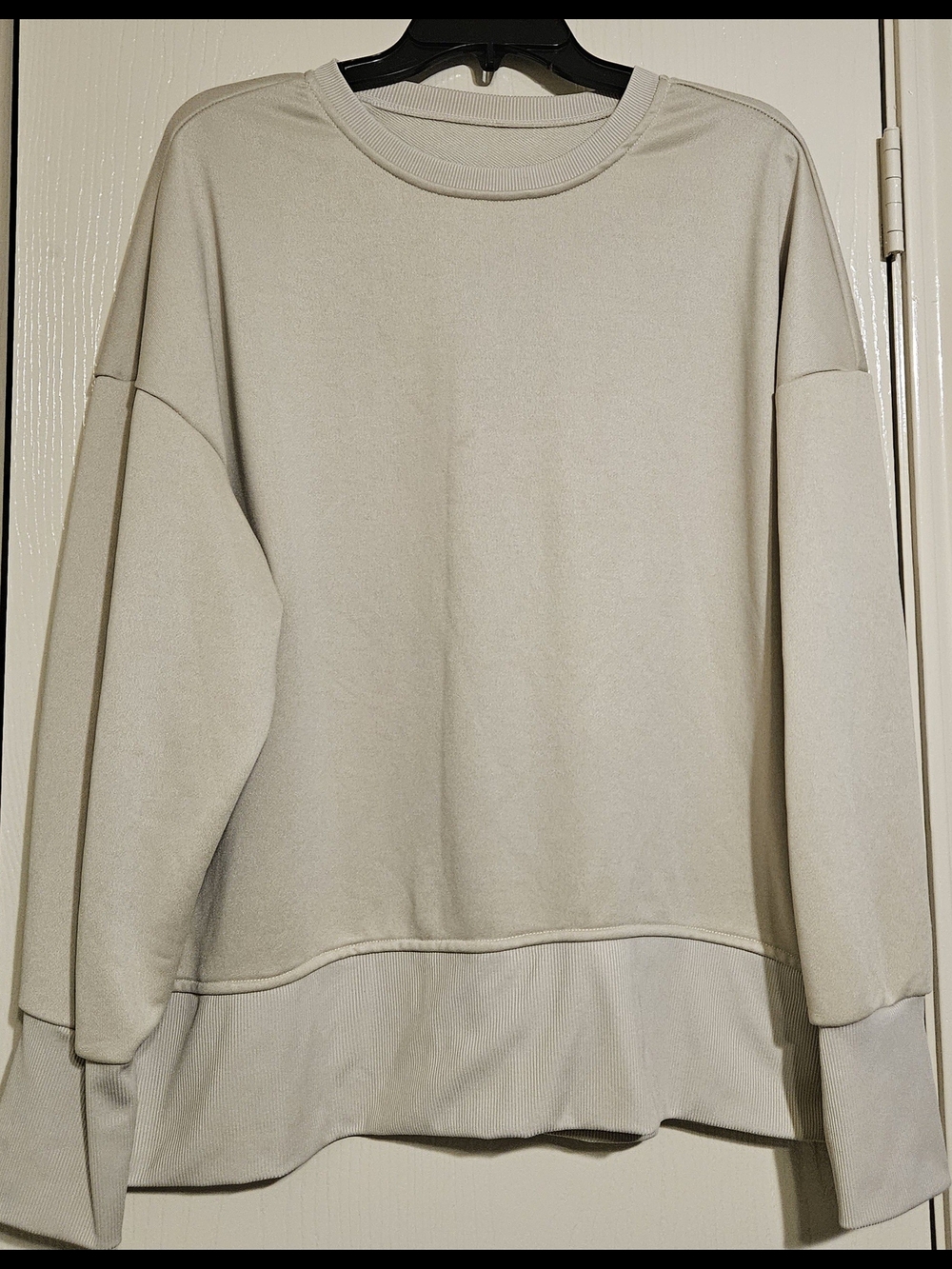 Crewneck Pullover Sweater & Skinny pant in Cream Women (Set Sweater/skinny pant)